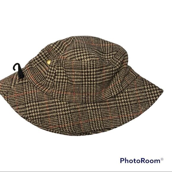 David and Young Hat  - Picture 1 of 2
